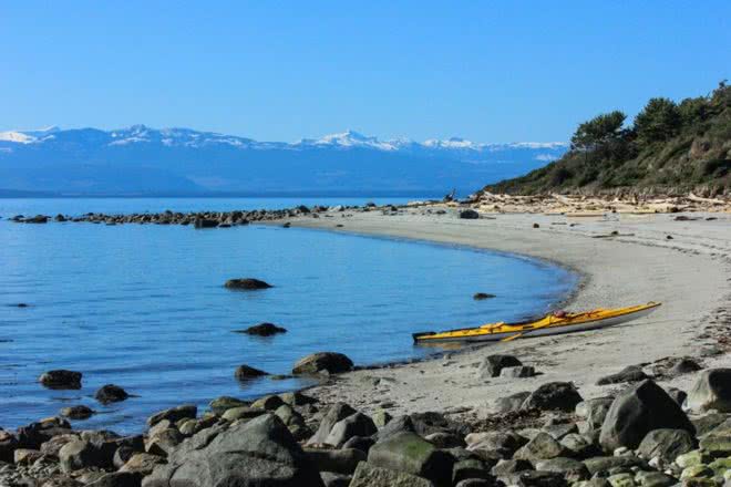 A kayak on one of the many sandy beaches of Savary Island